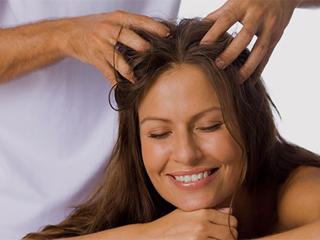 почему болит голова когда шевелишь волосы