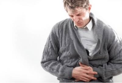 болит вся спина и температура 37